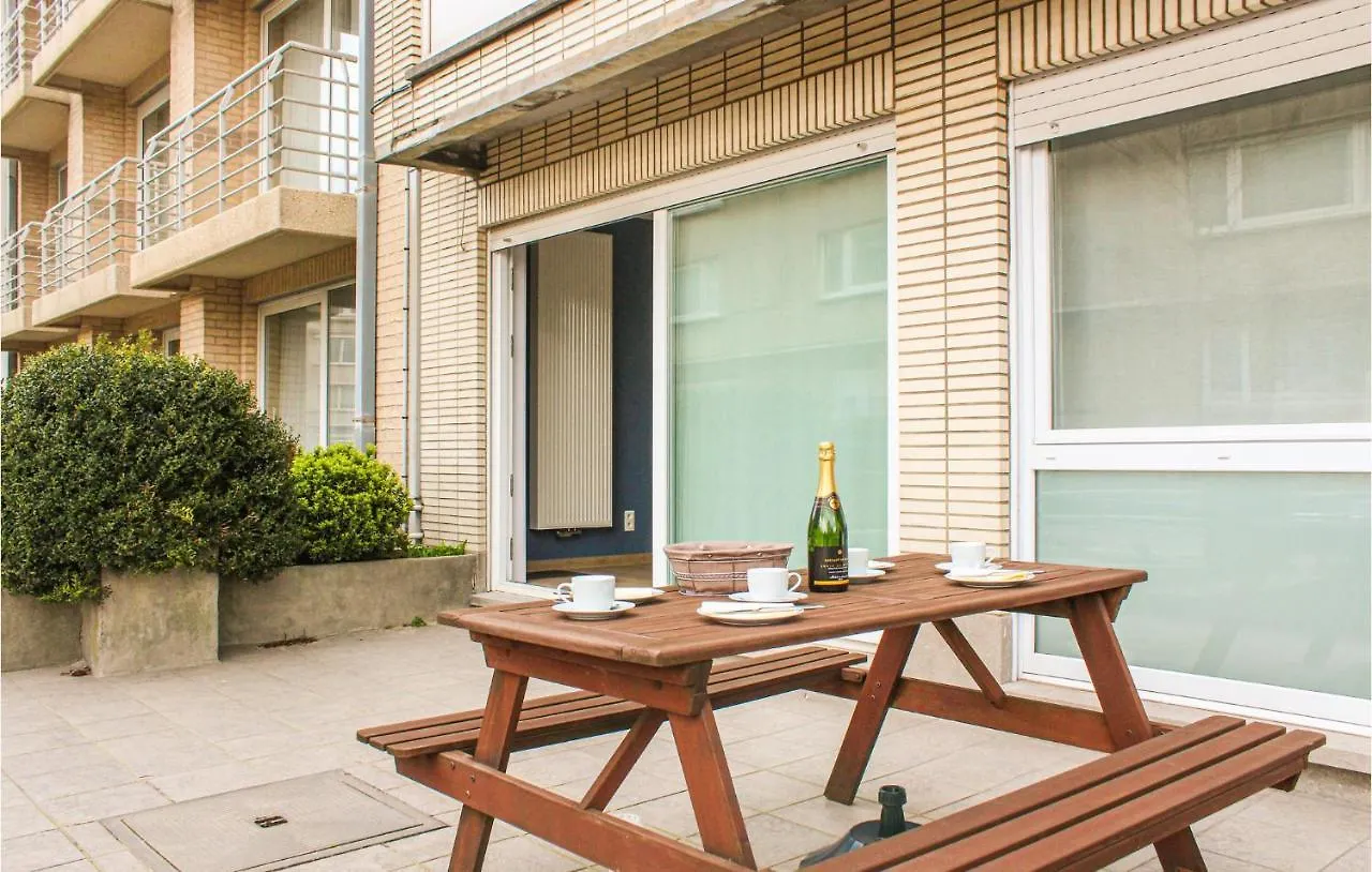 Lovely Apartment In Oostende With Wifi 0*,  Belgien